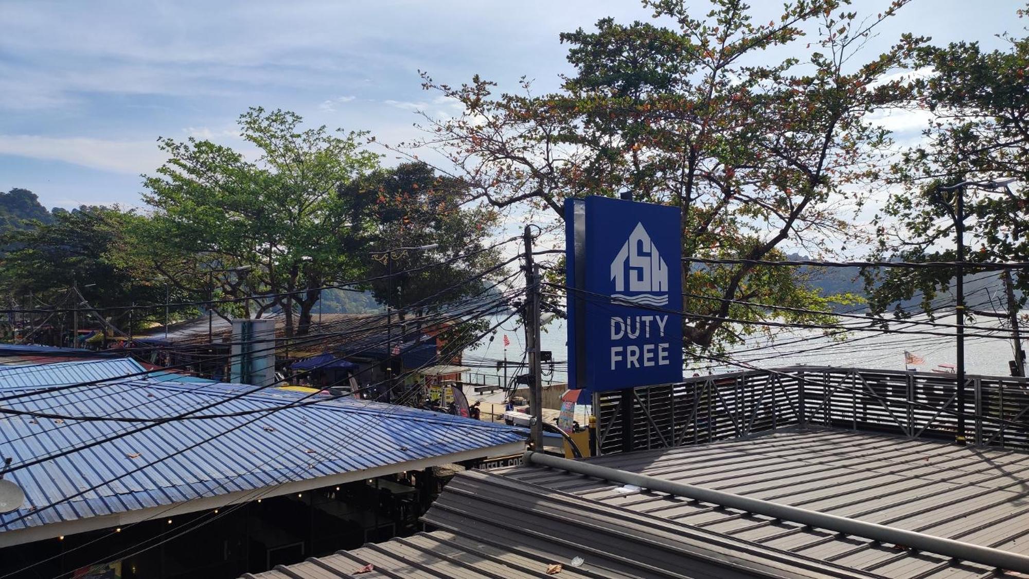 Horizon Inn Kampung Teluk Nipah Esterno foto