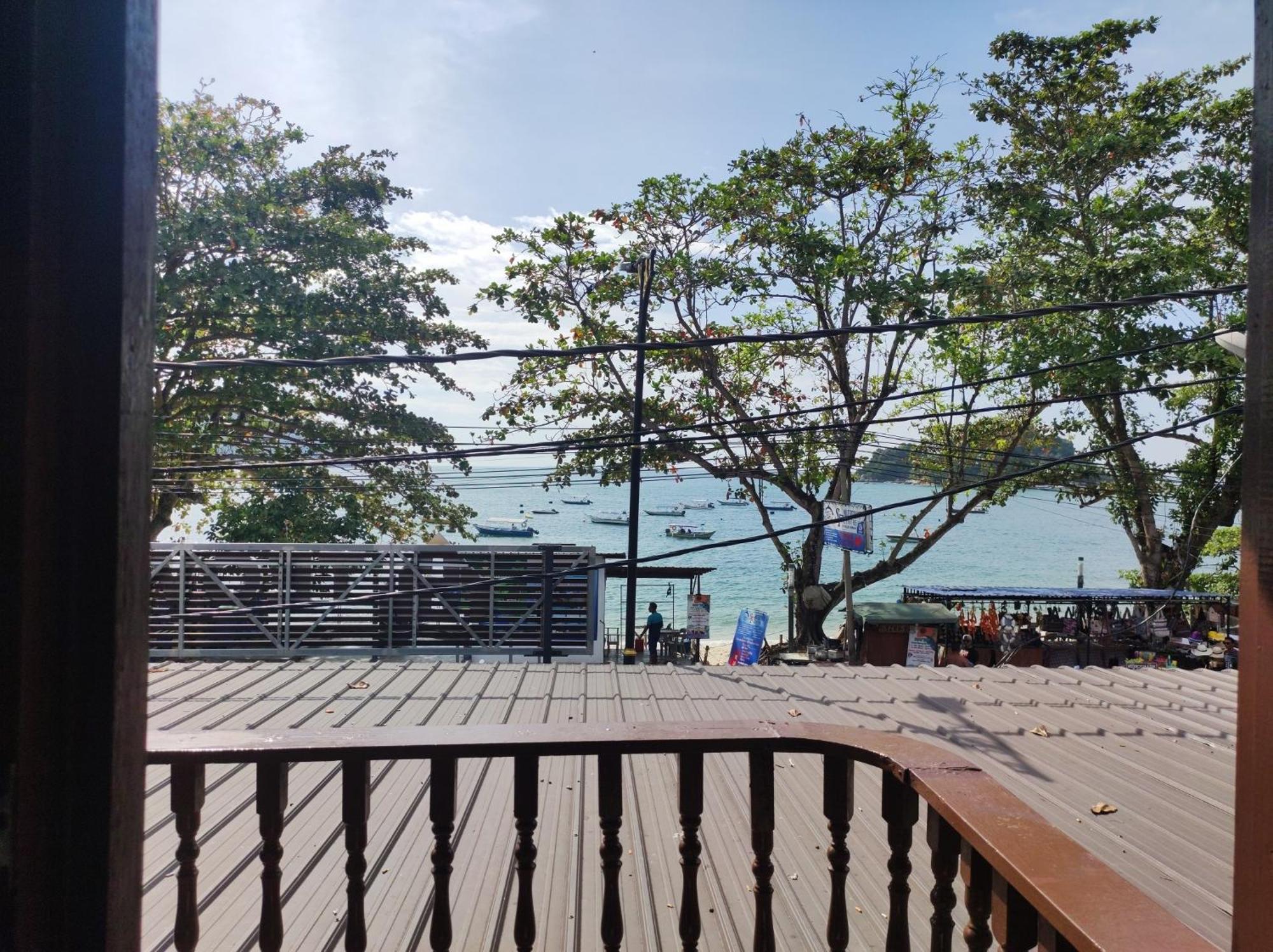 Horizon Inn Kampung Teluk Nipah Esterno foto